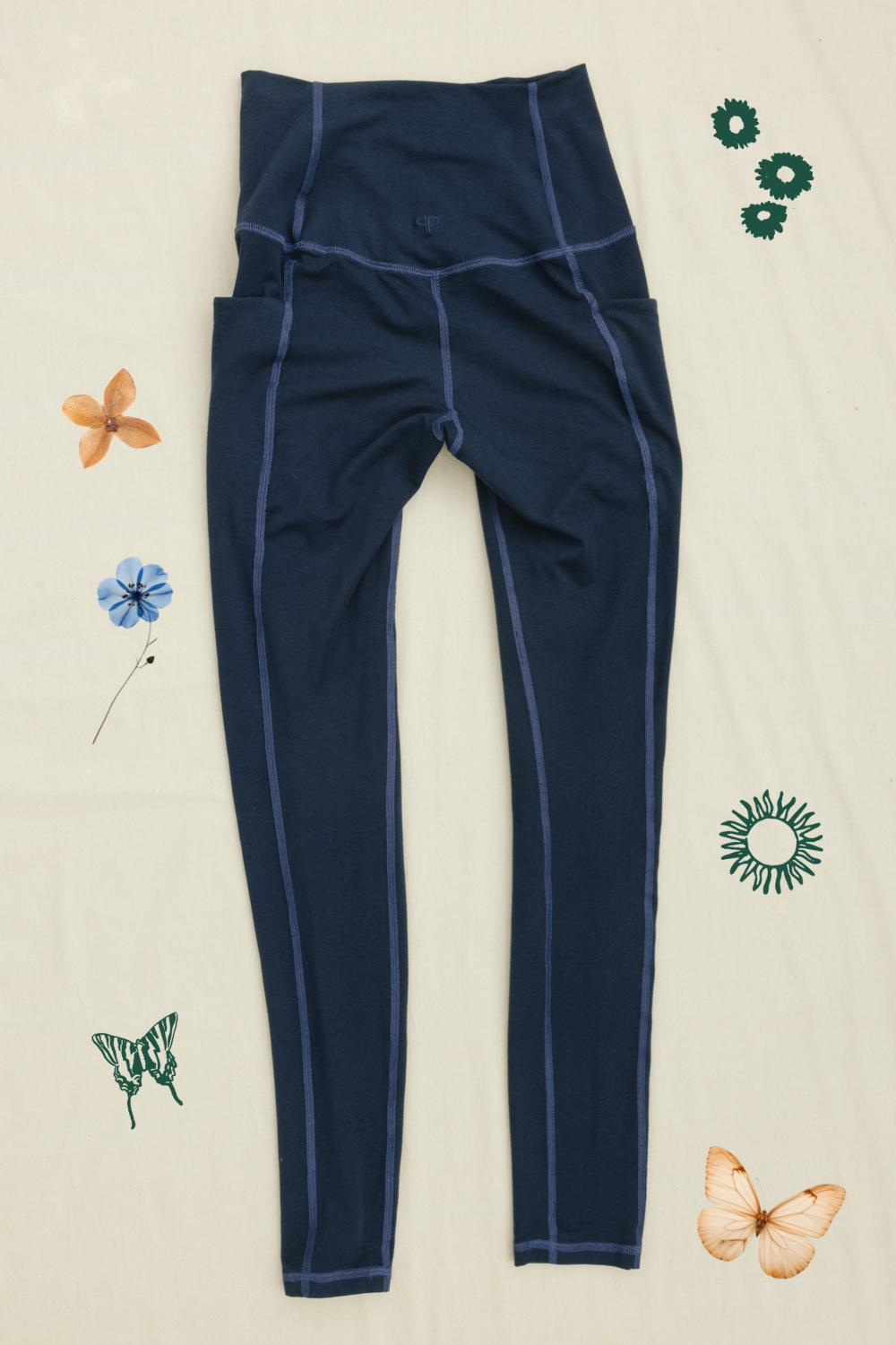 The Noir Navy Luna Pocket Leggings