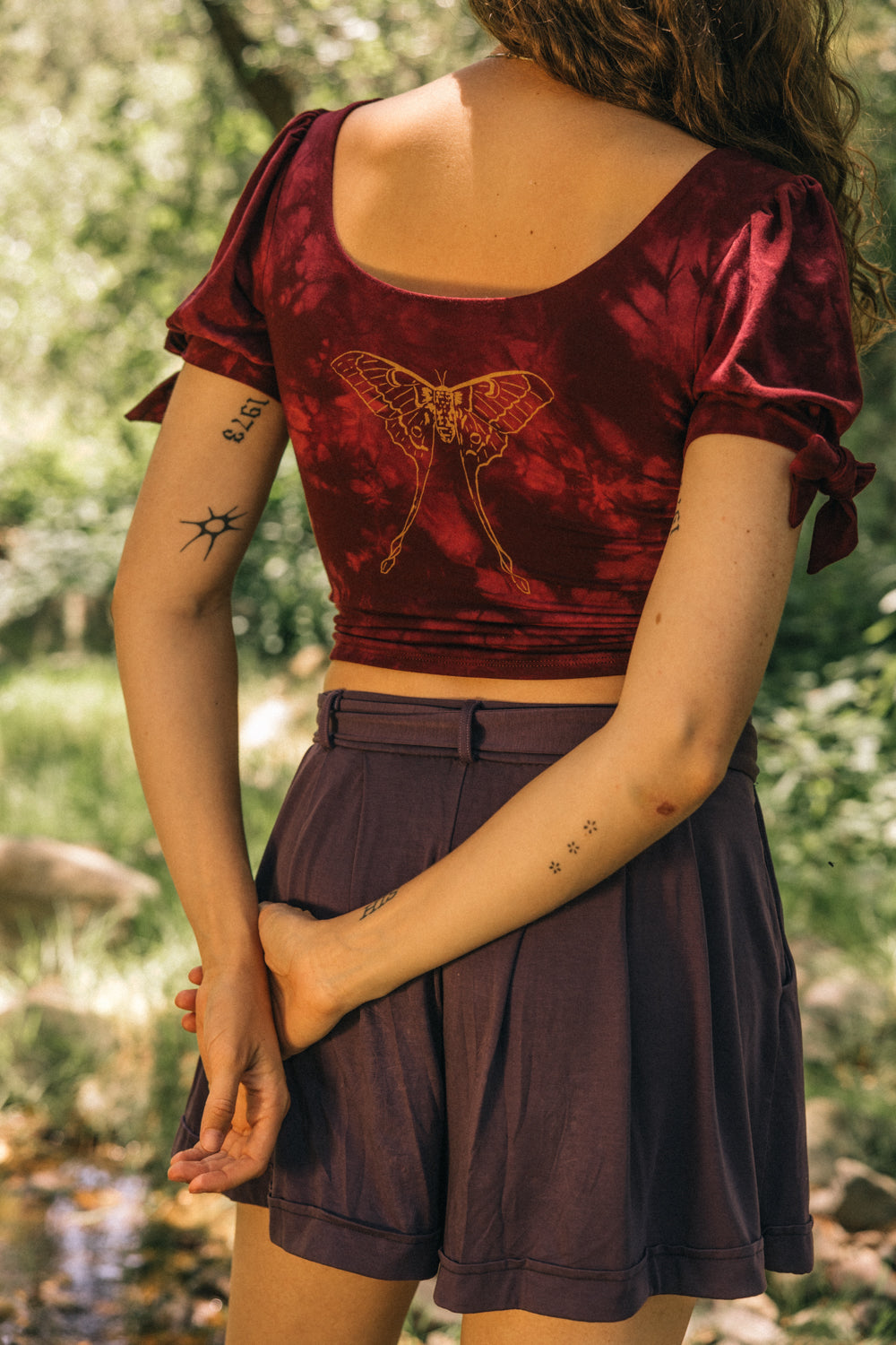 Plum Comet Moth Peasant Top