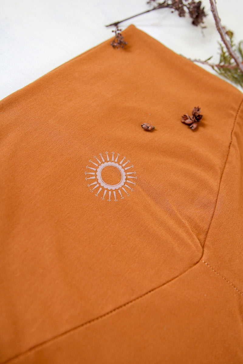 Women's sustainable yoga wear. Eco friendly and fair trade.