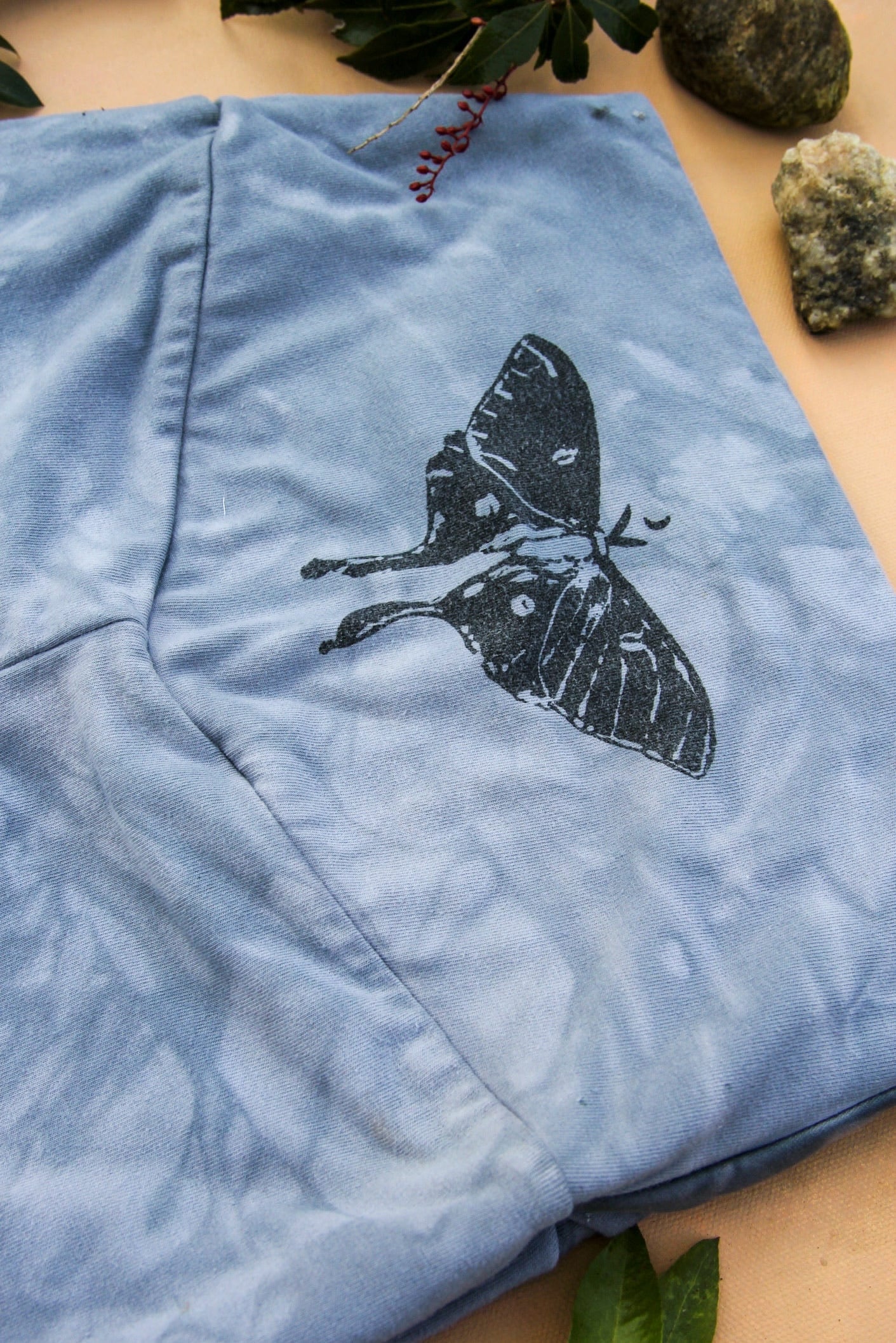 Women's sustainable yoga wear. Eco friendly and fair trade.