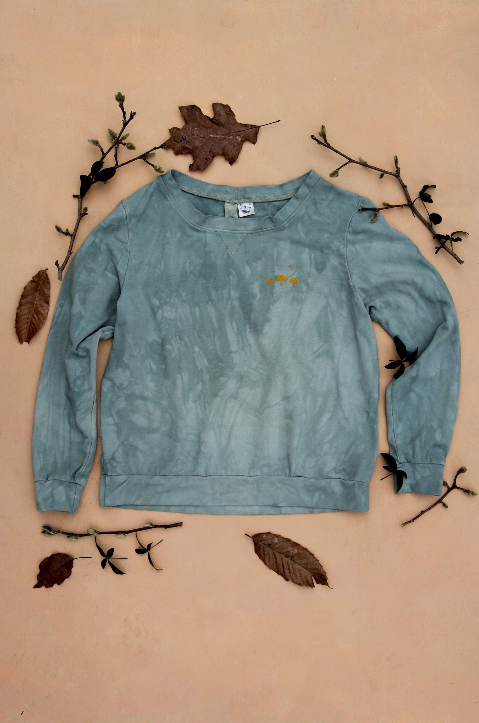 Women's sustainable yoga wear. Eco friendly and fair trade.