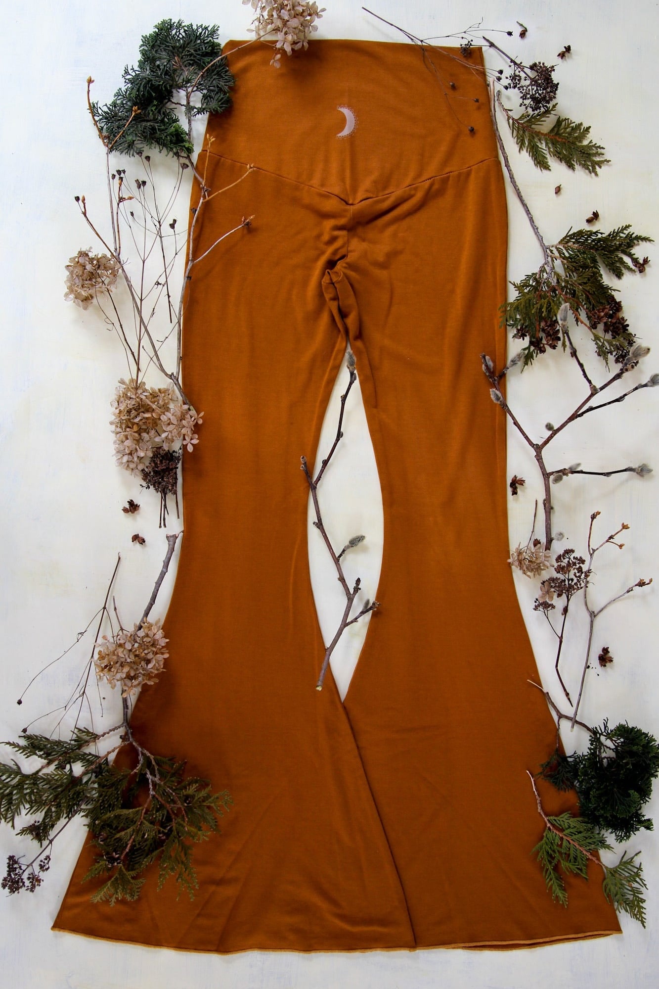 Women's sustainable yoga wear. Eco friendly and fair trade.